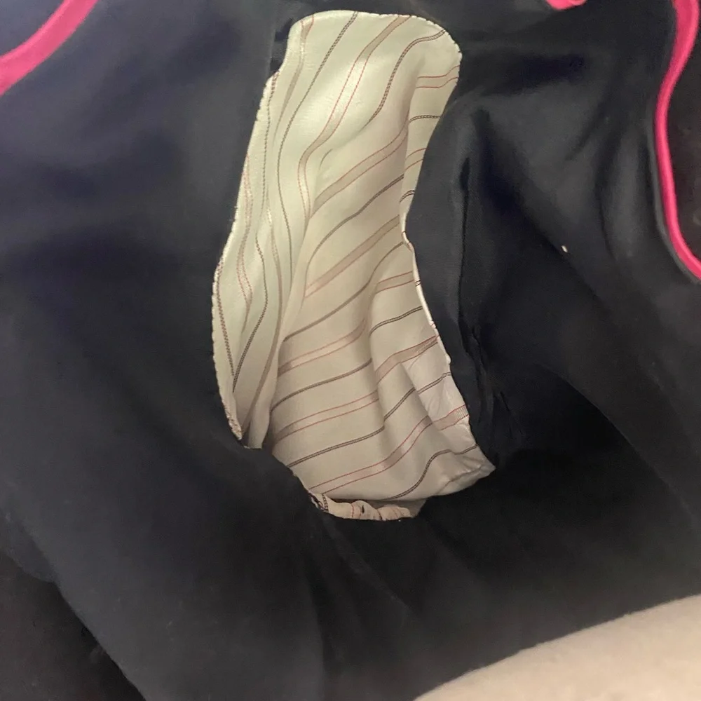 Sinclaire 10 Elegant Black Bow Trench Coat - Picture 10 of 10